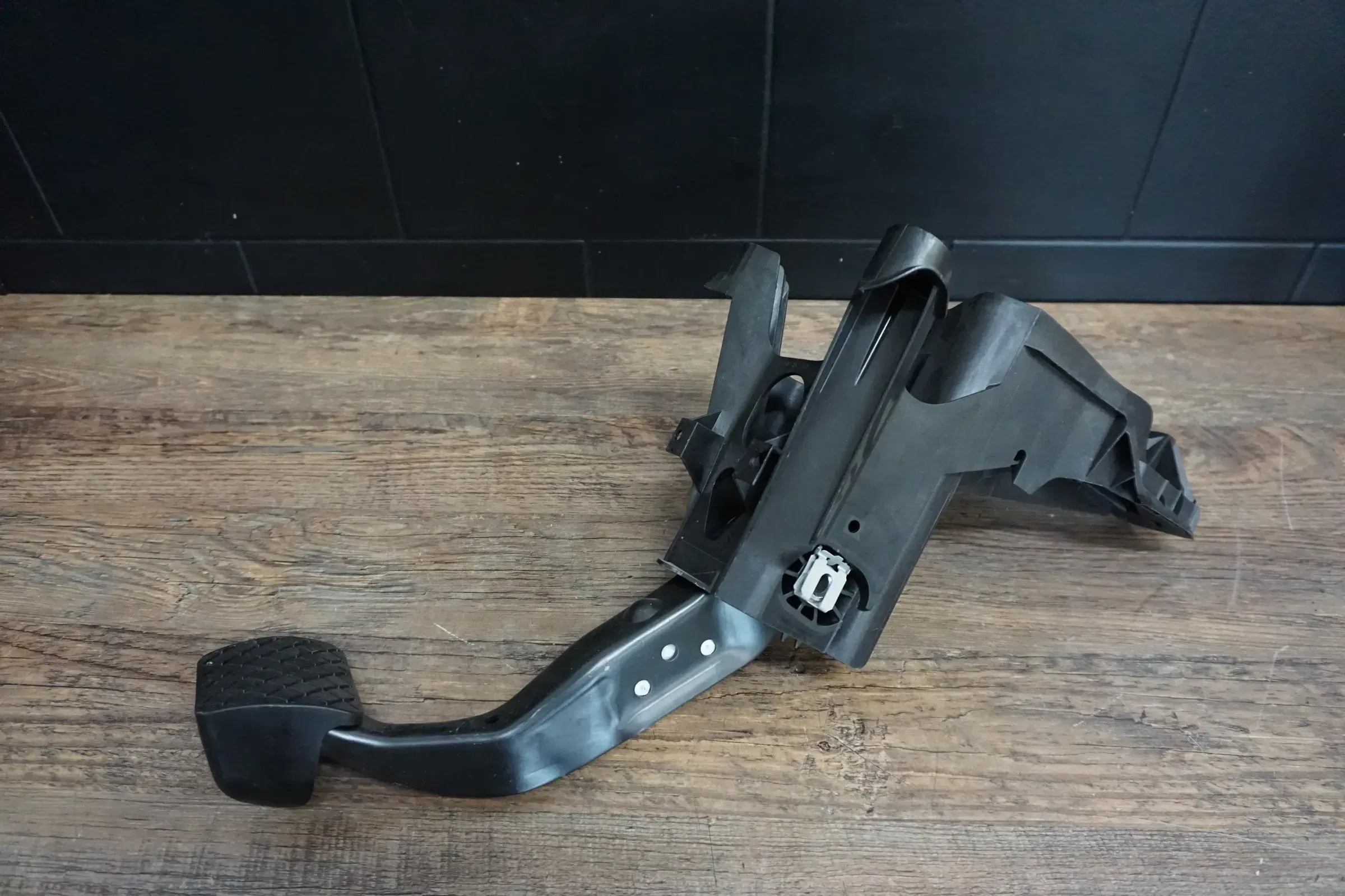 Audi A3 VW Golf 7 Bremshebelwerk 5Q1723058BG Bremse Automatik Pedalblock Pedal - Bild 1