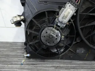 Kühlerlüfter Kühlerpaket Ventilator VW Touareg Bj08 3,0TDI 7L0121207E 7L0121203J - Bild 2