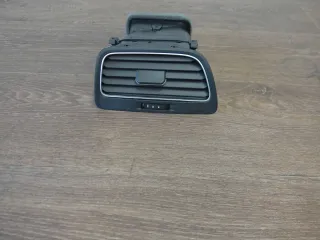VW Golf MK7 Pasenger Air Vents 5G2819703 5G2819247 5G2819709 Luftdüse - Bild 1