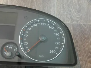 VW Touran´2.0 TDI Kombiinstrument Tachometer Tacho Diesel 1T0920860G MFA - Bild 2