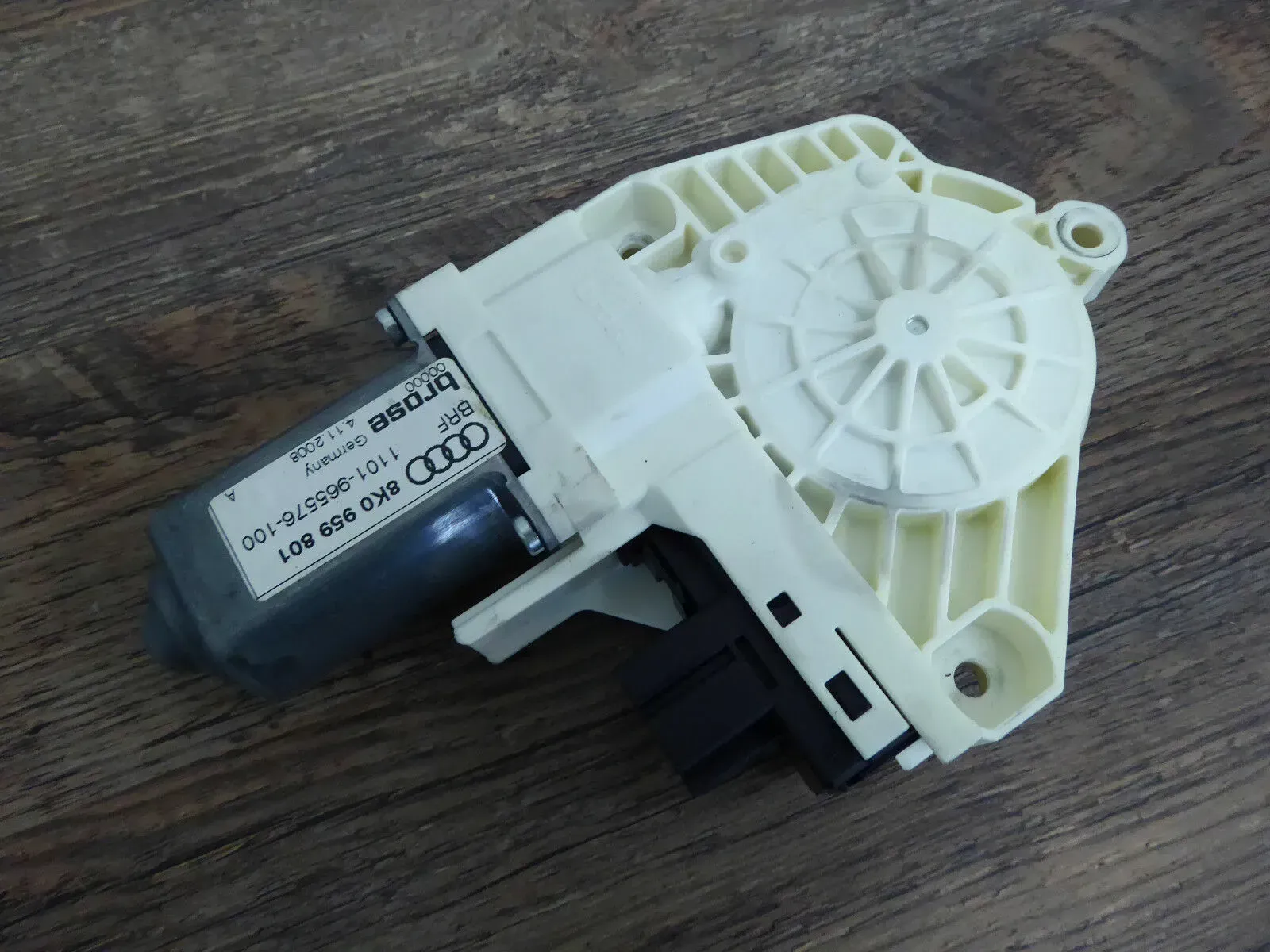 Audi A6 A7 A8 S8 Q3 Q5 8K Fensterhebermotor Fensterheber Motor VL 8K0959801B - Bild 1