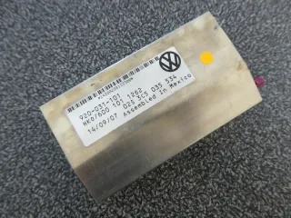 VW Passat 3C 3AA B7 Antennenverstärker Telefonverstärker Heckscheibe 3C5035534 - Bild 1