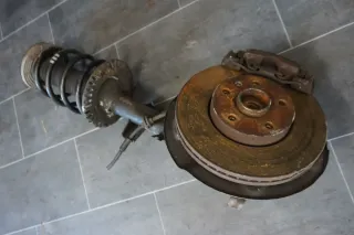 Original VW Rechts Ferderbein Kompl. Stoßdämpfer 7H0413031N Radnabe 7H0258G T5 - Bild 3