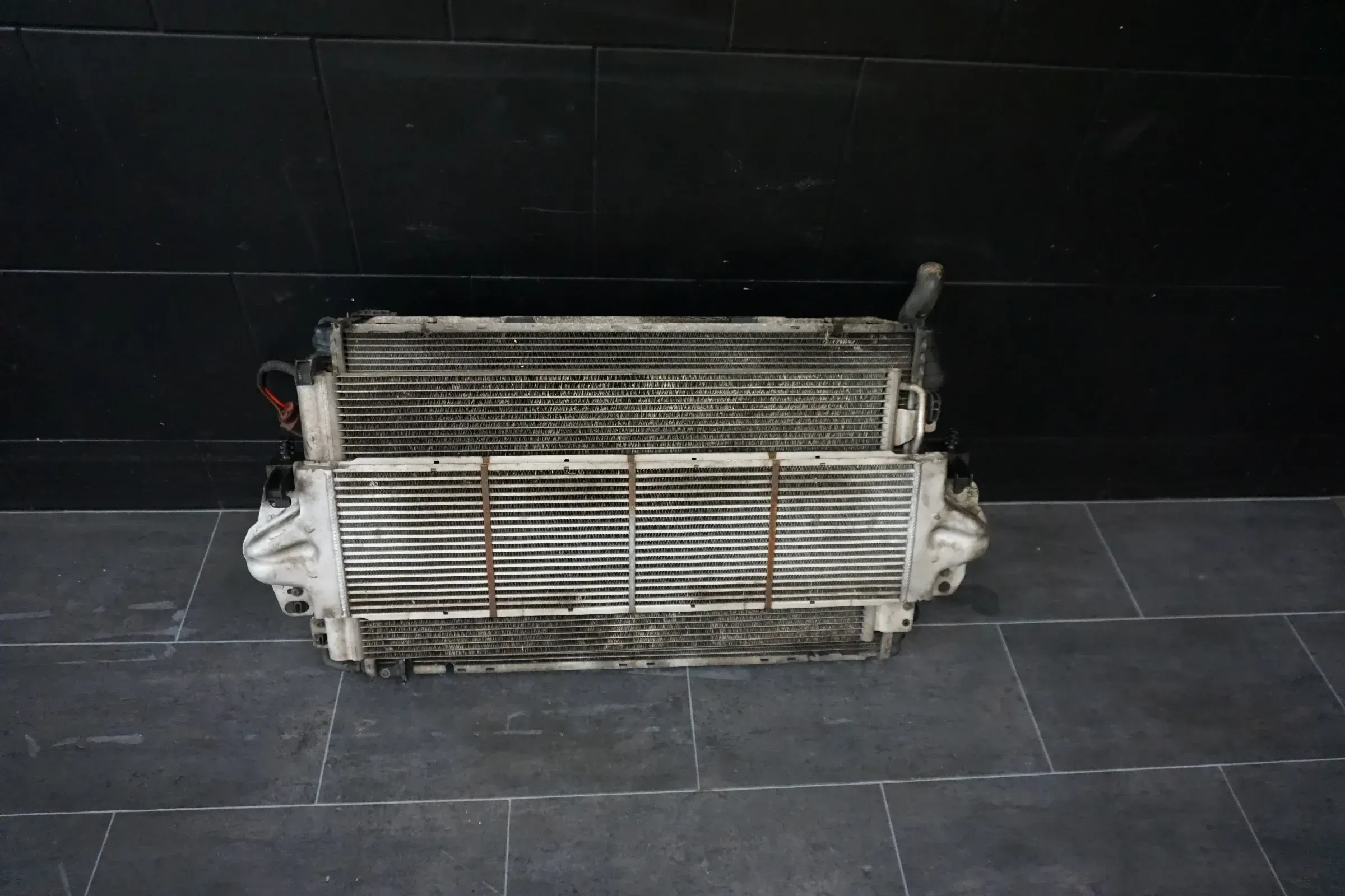 VW T5 2.5TDI Kühlerpaket Frontmaske Wasserkühler 1x Lüfter BNZ Kühler - Bild 1