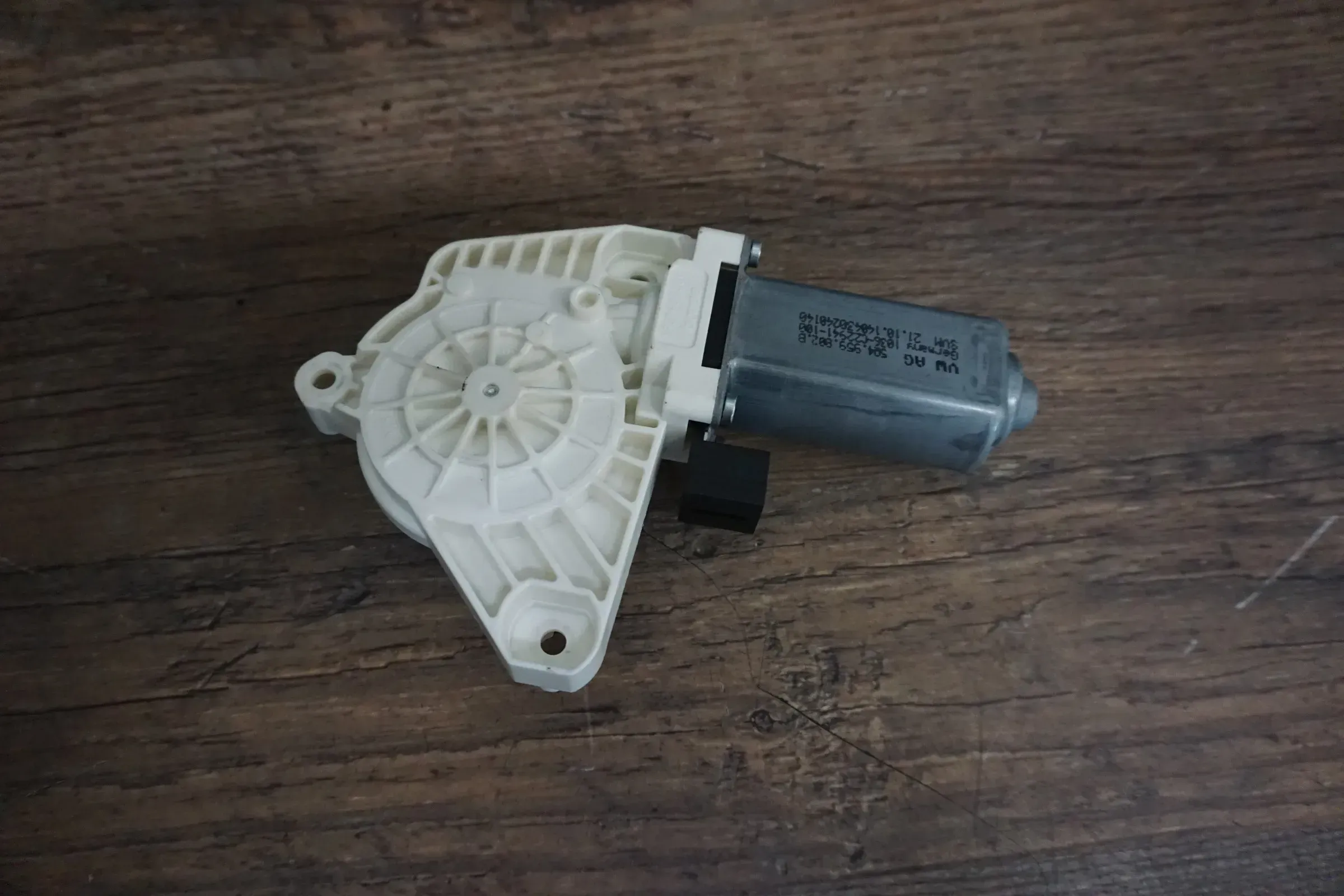 VW Tiguan 2 II AD1 allspace Fensterhebermotor Motor Fensterheber VR 5Q4959802B - Bild 1