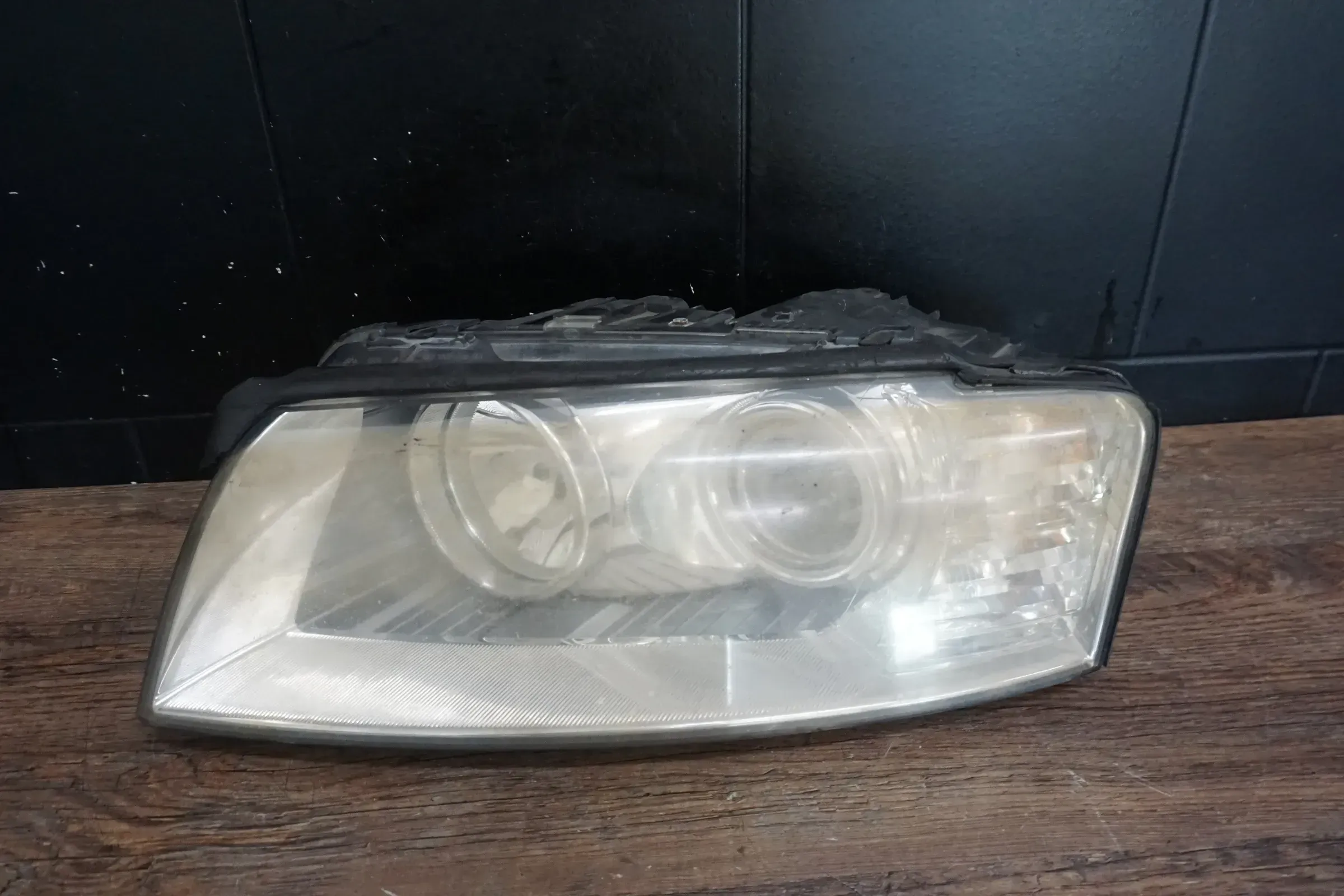 Audi A8 S8 4E D3 Scheinwerfer BI Doppel Xenon links Hella 4E0941029BP - Bild 1