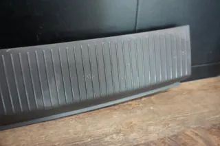 Abdeckung Verkleidung Ladekante VW T5 Multivan 7H5864585A 7H5863459B - Bild 2