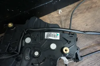 VW Transporter T5 Fernbetätigungsschloss Rechts Türschloß Schiebetür 7H0843654BR - Bild 5