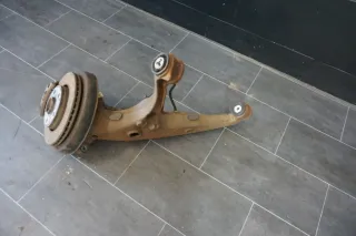 Achsschenkel VW T5 GP 2,0 TDI Radlagergehäuse hinten rechts 7H0501414D Original - Bild 5