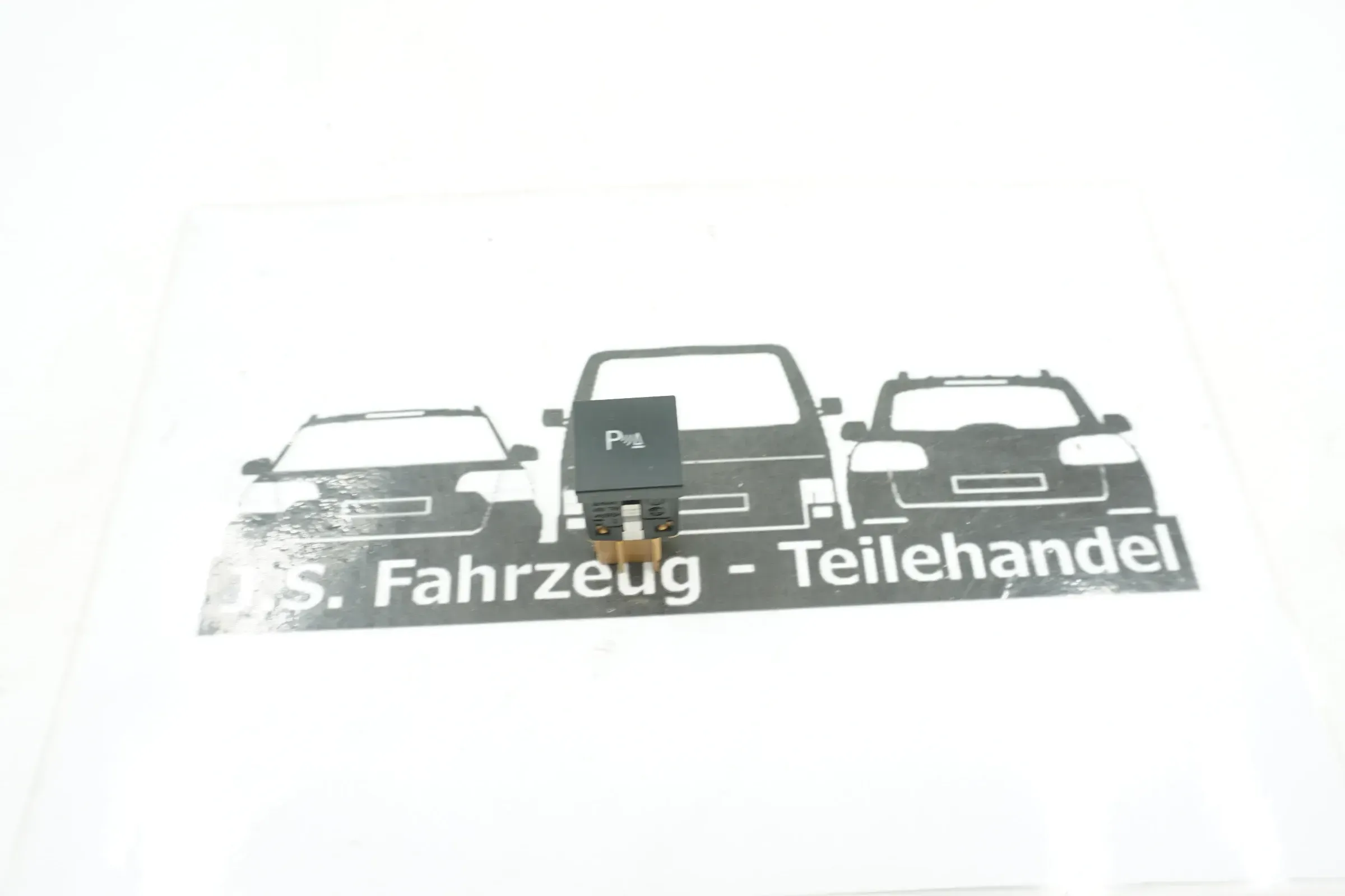 VW Golf 5 Kombi Schalter Einparkhilfe Taster Parkhilfe Knopf 1K0927122A - Bild 1