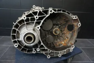 VW T5 2.5 TDi V 7H 4 Motion Getriebe 4WD KCM 0A5300011RX Schaltgetriebe 6 Gang - Bild 1