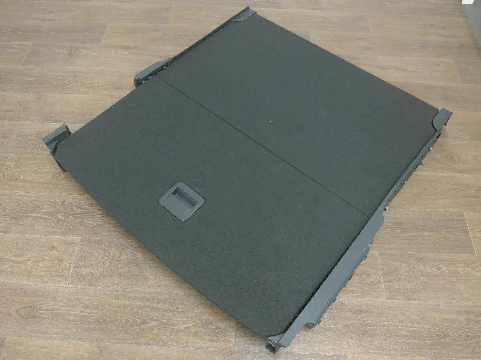 VW Passat B8 3G Variant Belag Teppich Bodenbelag Ladeboden Kofferraum schwarz - Bild 1