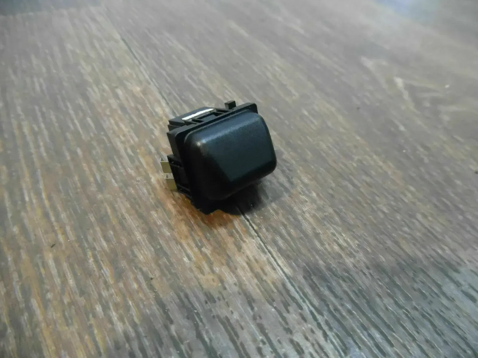 Audi A4 S4 RS4 8E B7 Sonnensensor Sensor Klimaanlage 8P0907539A - Bild 1