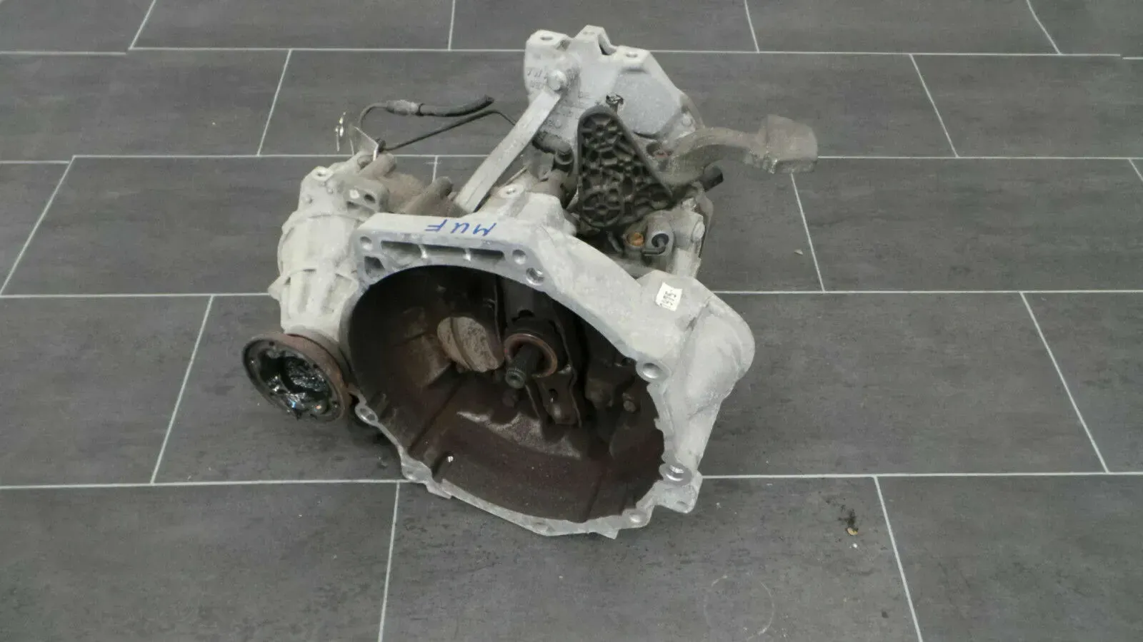 SKODA VW AUDI A3 8P 1.8 TSI Schaltgetriebe MUF Gearbox Getriebe 94000km Golf - Bild 1