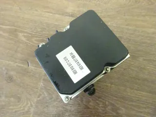 Audi A4 8E B7 3,0 TDI ABS ESP Block Hydraulikblock 8E0910517C 8E0614517BB - Bild 4