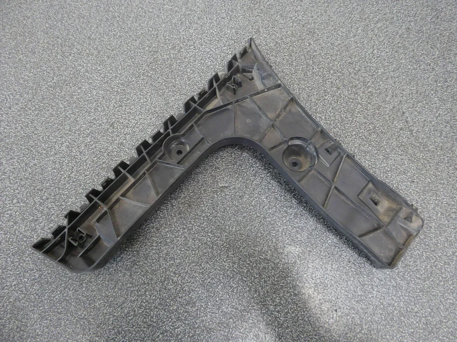 Original Audi A6 Avant Halterung Führungl Rechts Hinten 4G9807454G - Bild 1