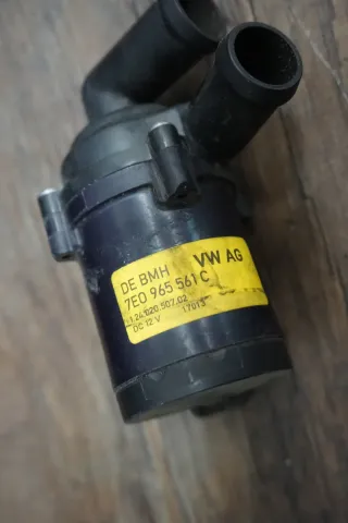 VW Bus T5 Wasserpumpe 7E0965561C 2.0TDi 103kW CAAC Zusatzwasserpumpe - Bild 3