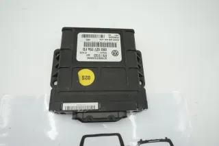 Steuergerät Audi Q7 4L 6-Gang Automatikgetriebe Control Module 09D927750FD - Bild 2