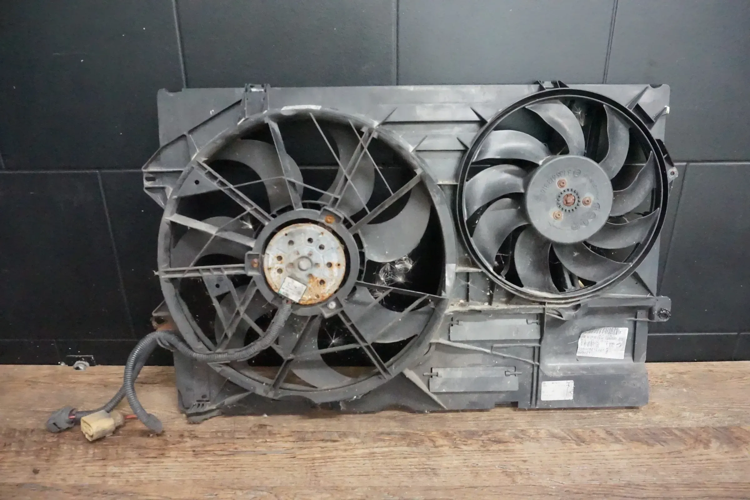 VW T5 7H Original Lüfterzarge mit Lüftermotor Lüfter Bosch 7H0959455A 7H0121201C - Bild 1