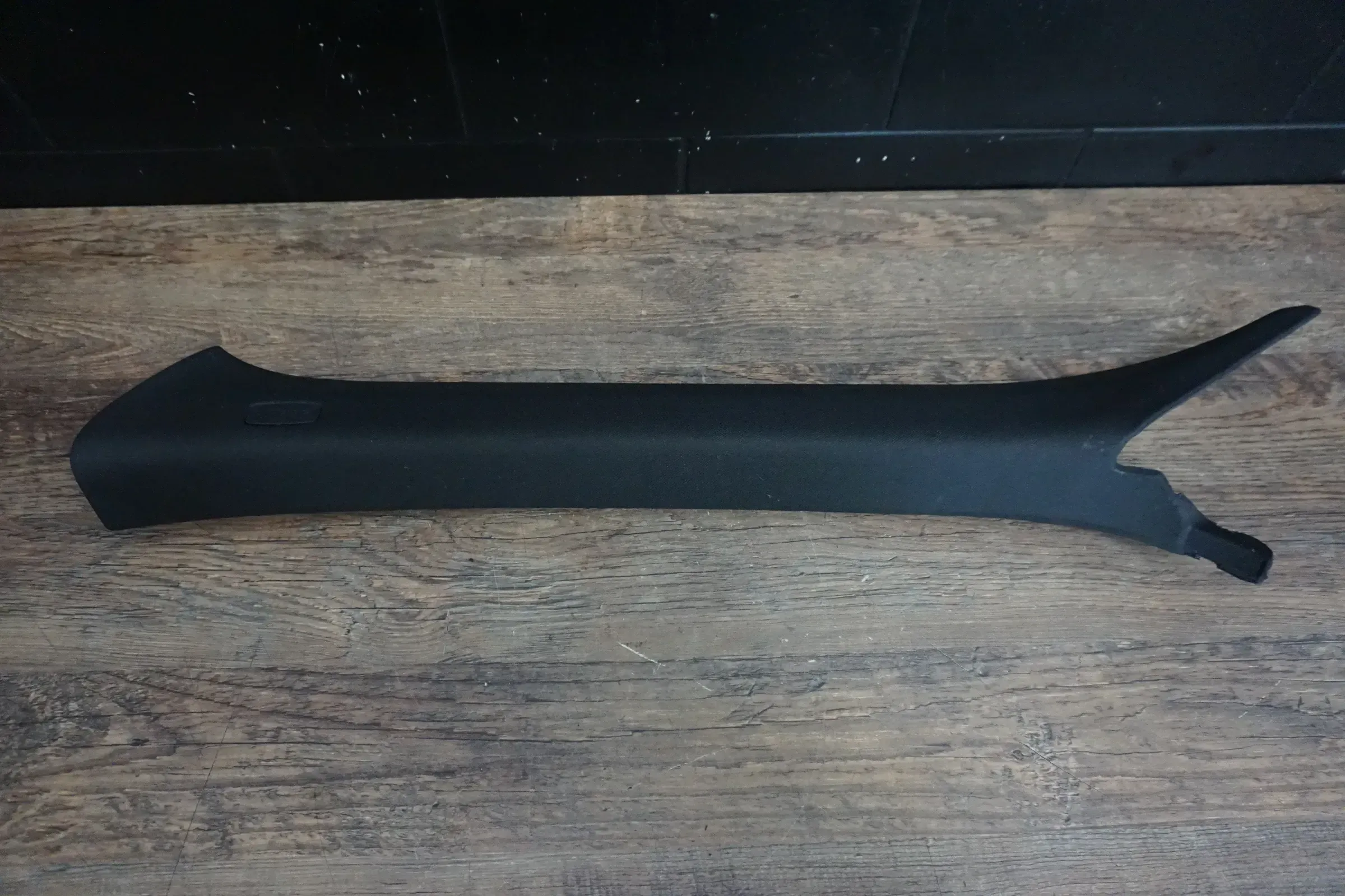 PORSCHE CAYENNE 92A A-Säulenverkleidung vorne rechts 7P5867234AA 2014 Schwarz - Bild 1