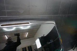 VW T5 / Multivan HECKKLAPPE KOFFERRAUMKLAPPE schwarz LC9Z - Bild 8