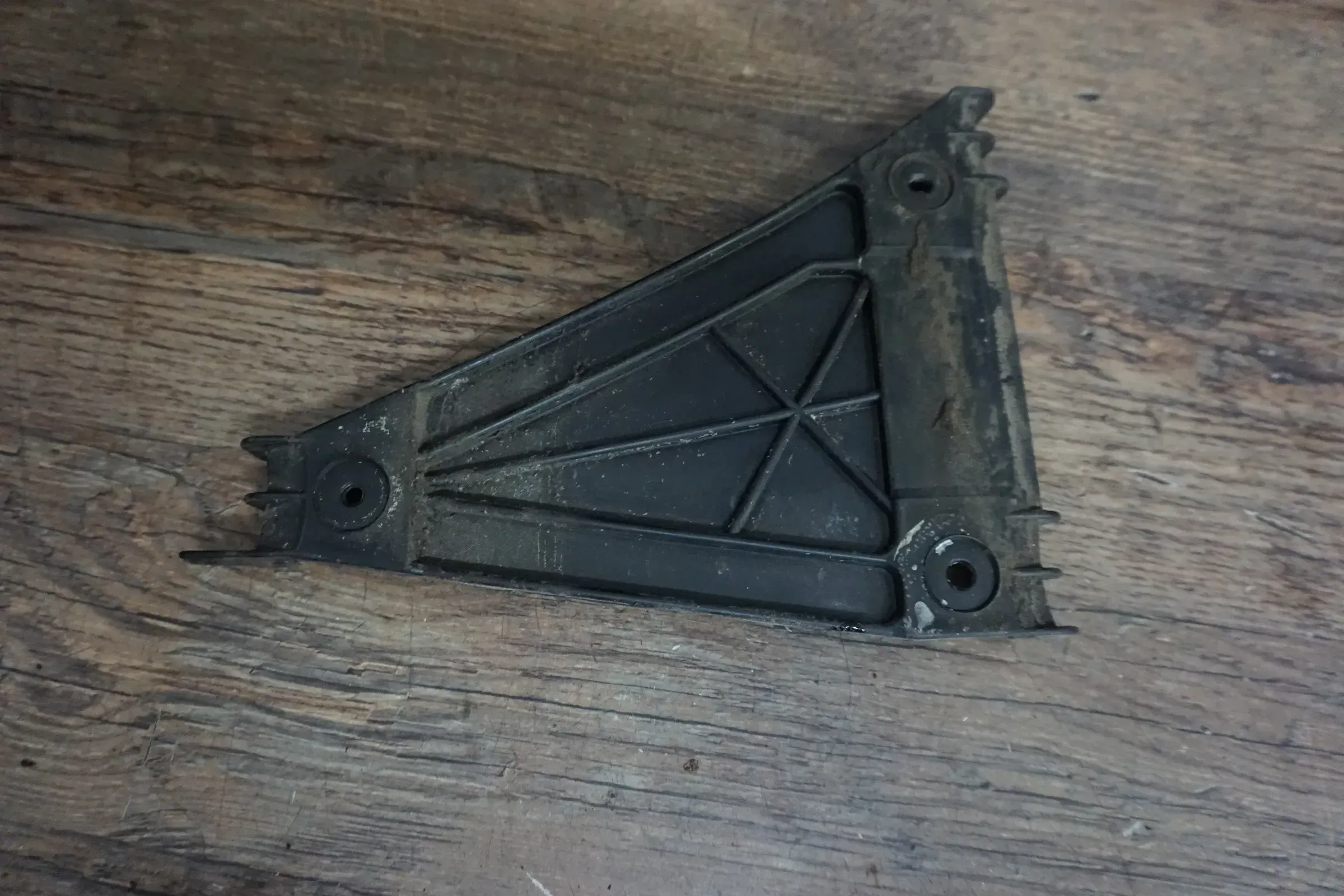 Stoßstangenhalter hinten rechts Audi A4 B5 Avant 8D0807484 Halter Stoßstange - Bild 1