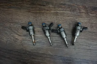 4x Audi VW Seat Skoda 2.0 TFSI Einspritzventil Einspritzdüse 06H906036G - Bild 1