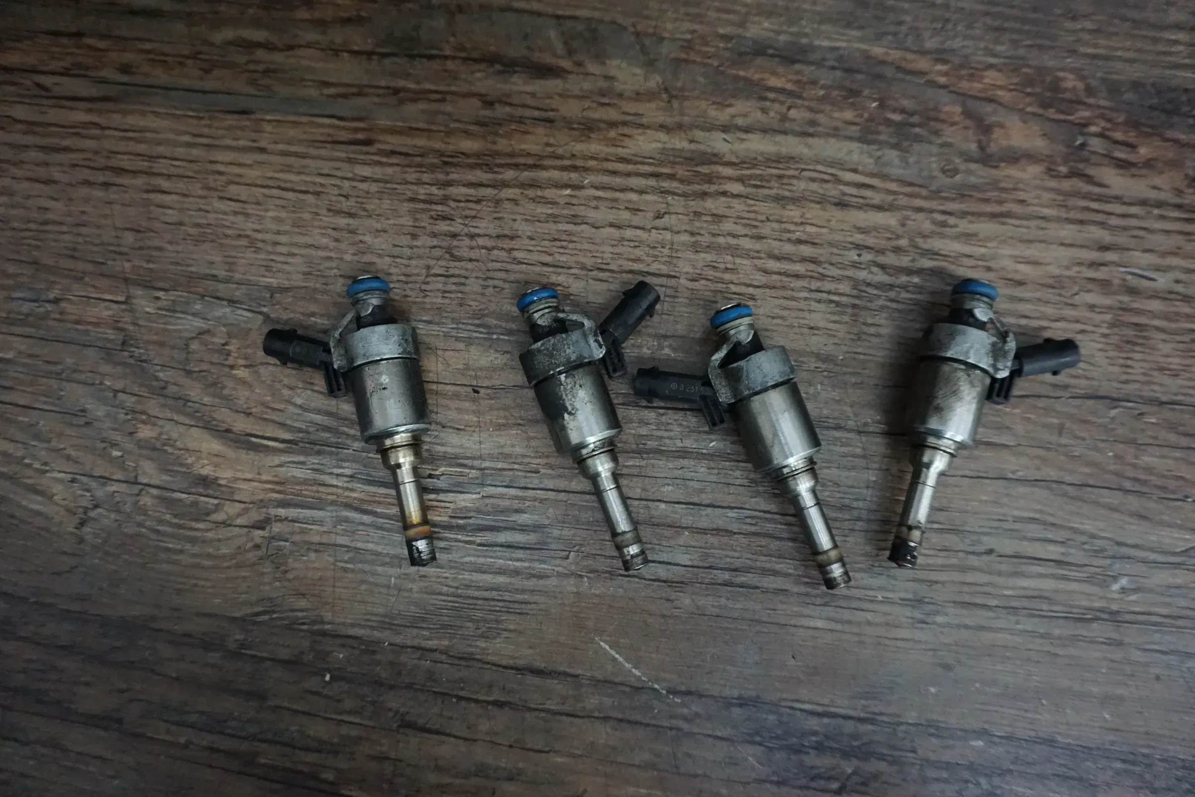 4x Audi VW Seat Skoda 2.0 TFSI Einspritzventil Einspritzdüse 06H906036G - Bild 1