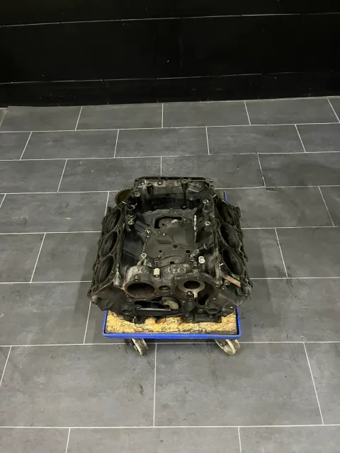 Background image for Motorblock Motor BKS 165kW VW Touareg V6 3.0 TDI Bj.07 Rumpf Rumpfmotor