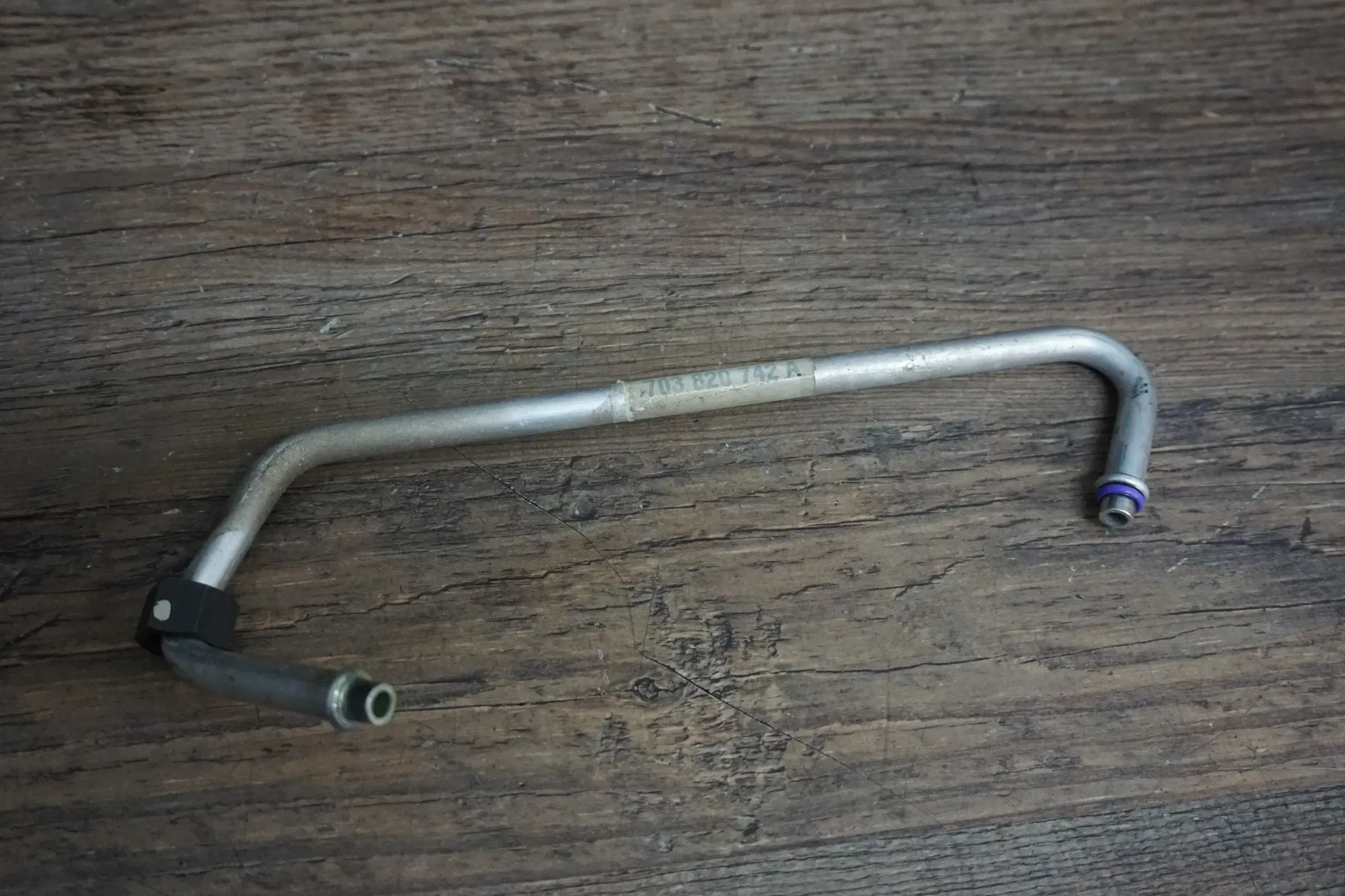 VW T4 Klimaleitung Klima Leitung 703820742A Klimaschlauch Hinten - Bild 1