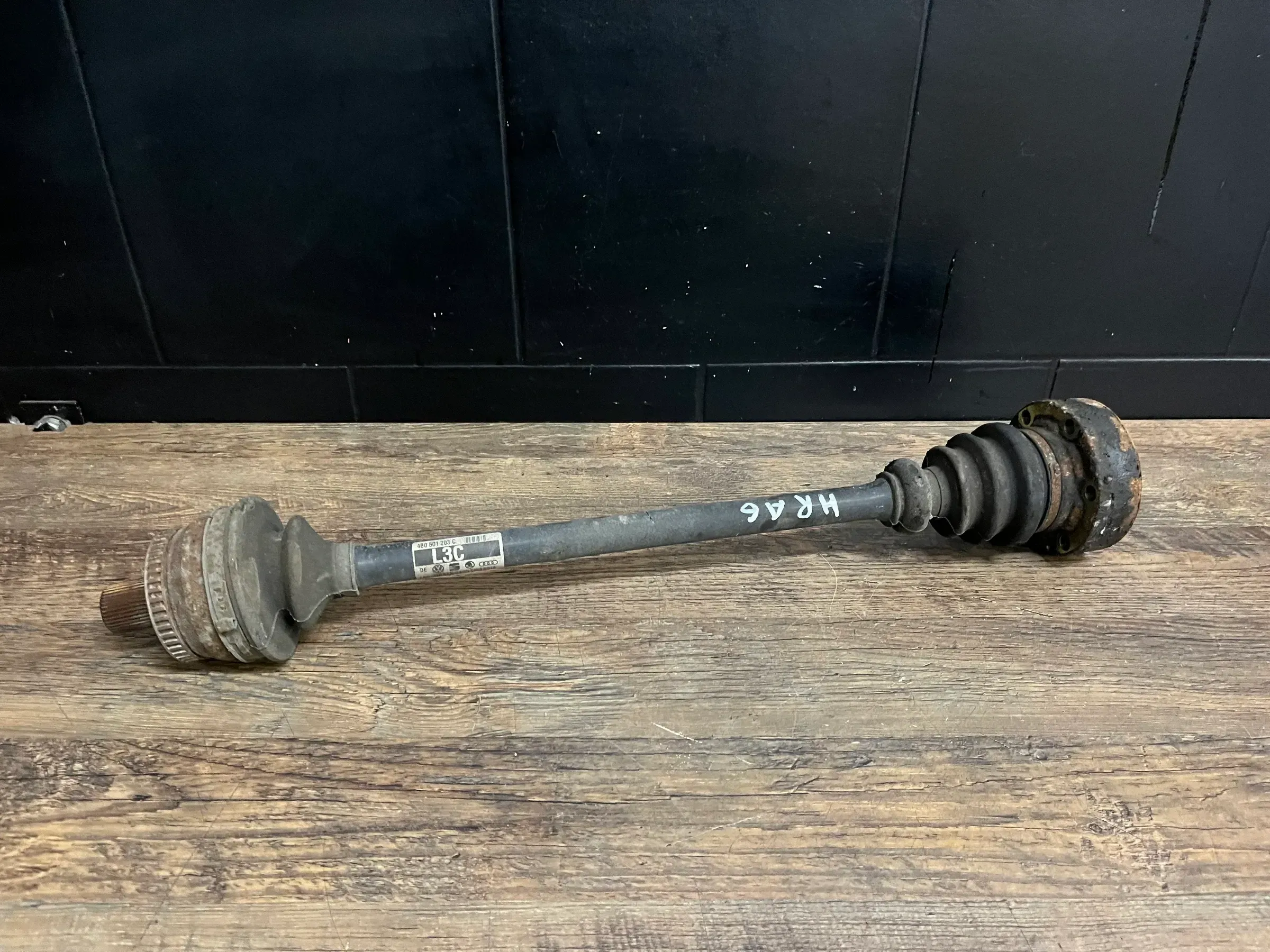 Antriebswelle hinten rechts / links AUDI A6 4B A8 S8 D2 QUATTRO 4B0501203C Welle - Bild 1