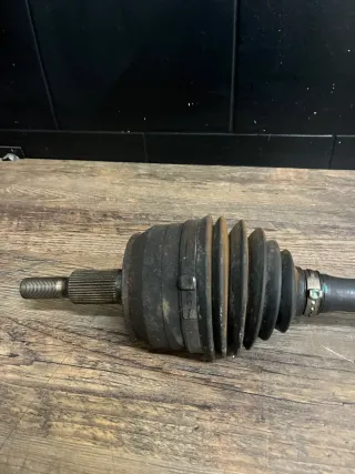 VW T5 T6 2,0TDI ANTRIEBSWELLE GELENKWELLE DSG GETRIEBE VORNE LINKS 7E0407271L - Bild 4