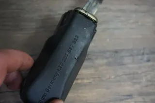 VW T4 Türfangband Türfeststeller Fangband Türband Türstopp 701837249 357837323 - Bild 3