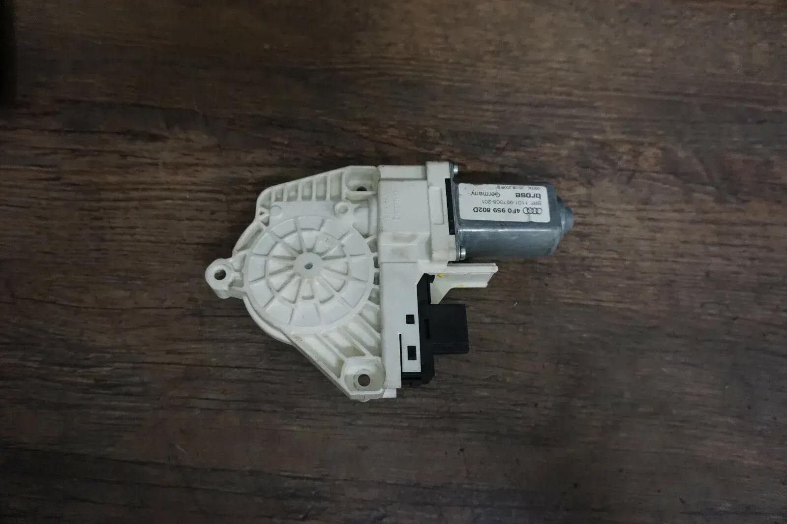 original Audi A6 4F Fensterhebermotor Motor Fensterheber vorne rechts 4F0959802D - Bild 1