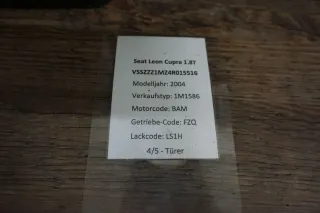 Seat Leon 1M Bj 2003 Auflage Hutablage für Laderaumabdeckung Rechts 1M6867762C - Bild 2