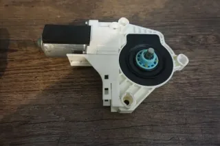 org Audi A5 8T A4 8K Fensterhebermotor hinten rechts 8K0959802A - Bild 3