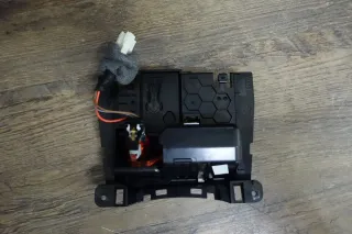 8K0857951C Aschenbecher Ascher Zigarettenanzünder vorn Audi A4 8K A5 8T 8F Q5 8R - Bild 5