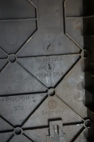 VW T4 Einstieg Trittstufe links Verkleidung Blende unten grau 705863735A - Bild 5