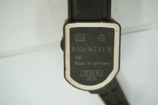 Mercedes Benz E-Klasse W212 Niveausensor Höhensensor vorne links A0065428318 - Bild 3