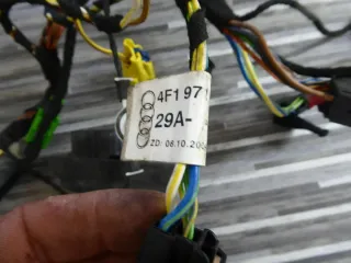 Audi A6 4F Türkabelbaum vorne vorn links Kabelbaum Kabel Türkabel 4F1971029A - Bild 5