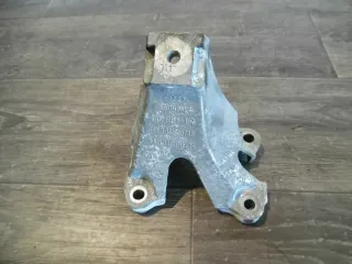 Audi VW 2.7 3.0 TDI Halter Träger Motorhalter Quattro links 8E0199307AB *TOP* - Bild 1