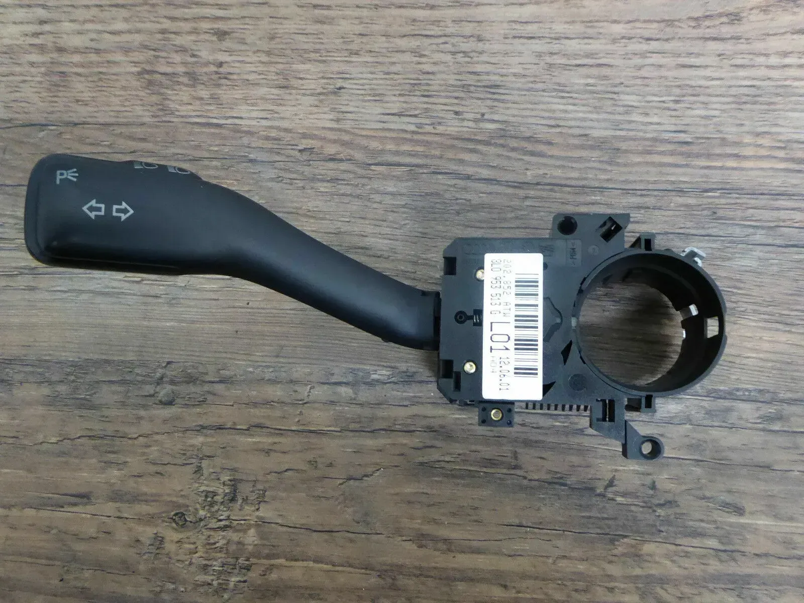 Details zu  Neu Orig.Lenkstockschalter Links VW Passat 3B 3BG Golf 4 - 8L095351 - Bild 1