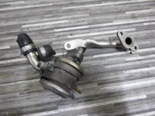 AUDI A4 8H B6 Cabrio AGR VENTIL ABGASRÜCKFÜHRUNG ABGAS rechts 078131102F - Bild 3