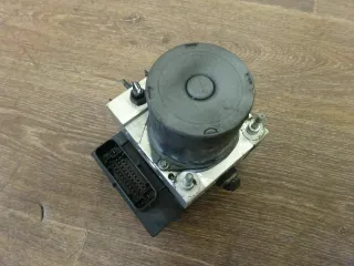 Audi A4 8E B7 3,0 TDI ABS ESP Block Hydraulikblock 8E0910517C 8E0614517BB - Bild 1