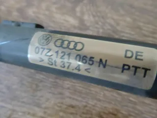 VW Touareg 7L 5.0 V10 Kühlmittelrohr Kühlwasserleitung 07Z121065P 07Z121065N - Bild 2