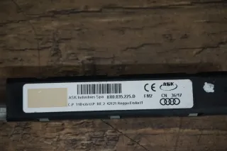 Audi A1 8X S line Antennenverstärker Antenne Heckklappe FM2 8X0035225D - Bild 5