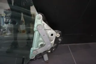 Audi A5 S5 RS5 8F Cabrio Seitenscheibe HL Fensterheber Motor 8F0839397C - Bild 2