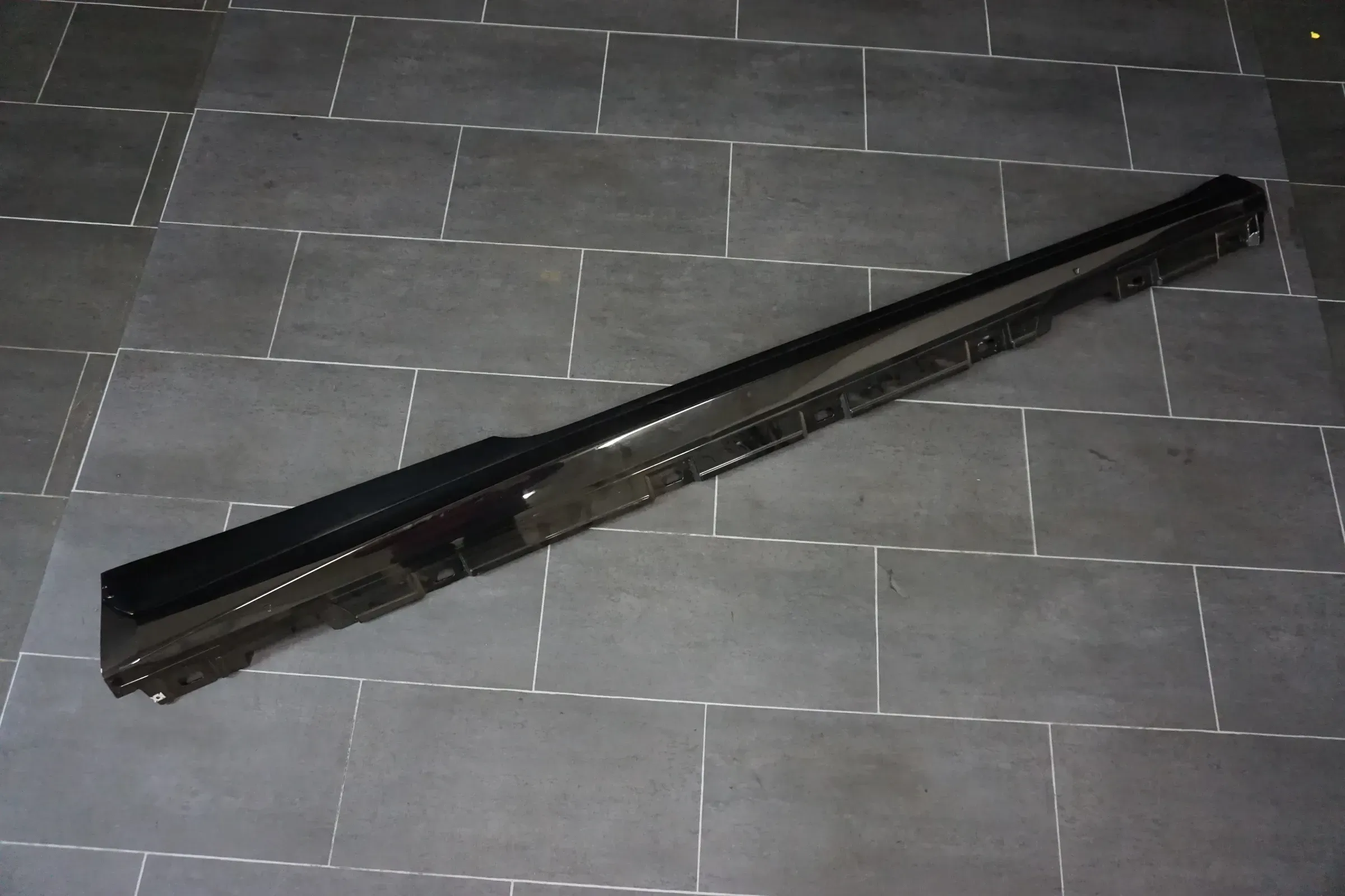 Audi A5 F5 Unterholmverkleidung 8W7853856 Schweller links LY9B schwarz - Bild 1