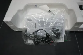 SAMSUNG QM43R Public Display LH43QMREPGCXEN Verpackung gebraucht - Bild 7