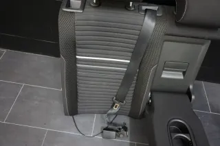 VW Golf 7 5G Sitz Sitze hinten Rückbank Rücksitzbank Lehne Oberteil rechts - Bild 2